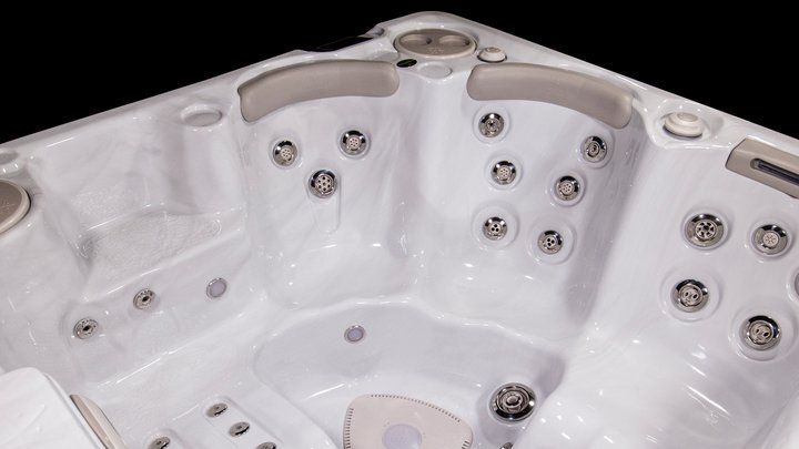 на четыре человекахместный СПА бассейн Hydropool Self Cleaning 495 201х191 на четыре человека ФОТО
